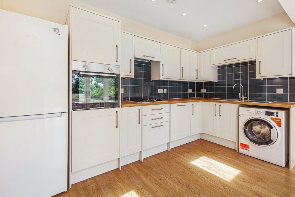 Property photo 2 of 9 288412