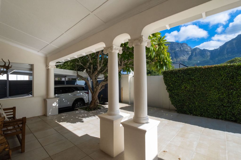 Property photo 3 of 39 Kw1737642