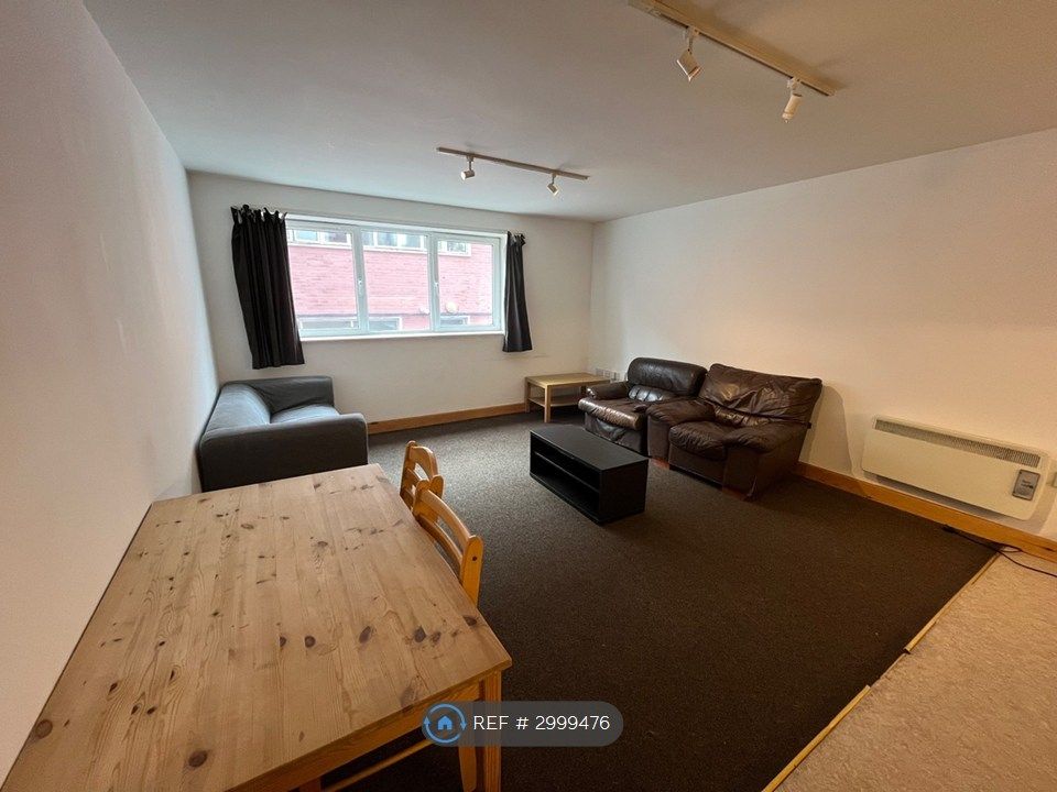 Property photo 3 of 11