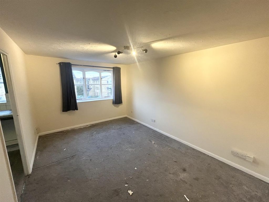 Property photo 2 of 5 Reception