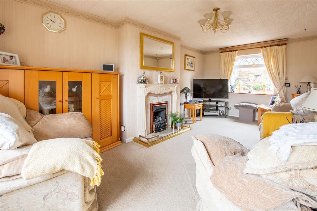 Property photo 3 of 16 Dsc_1572-Hdr.Jpg