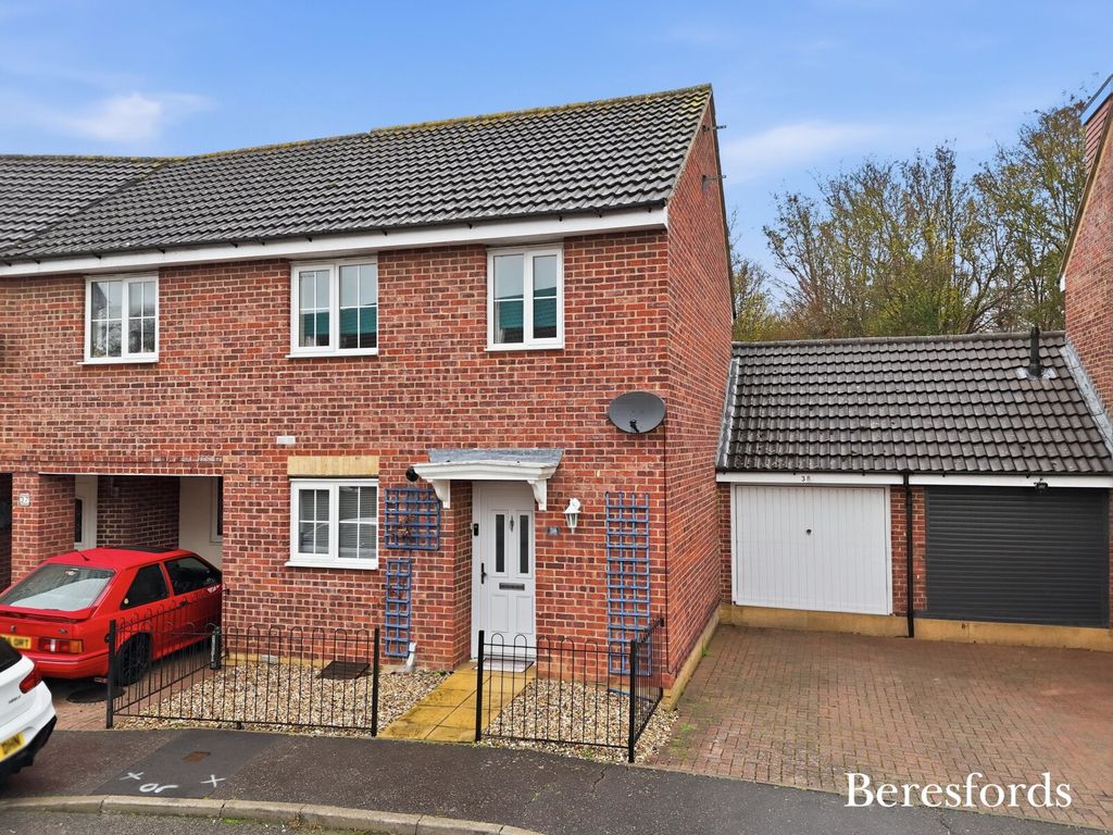 Property photo 1 of 14 Front