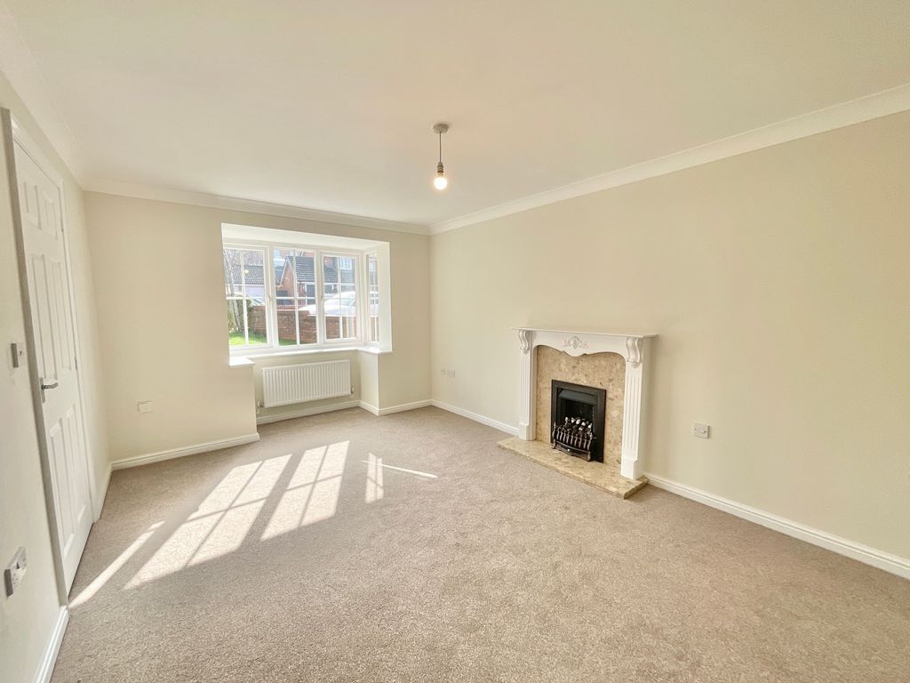 Property photo 3 of 24