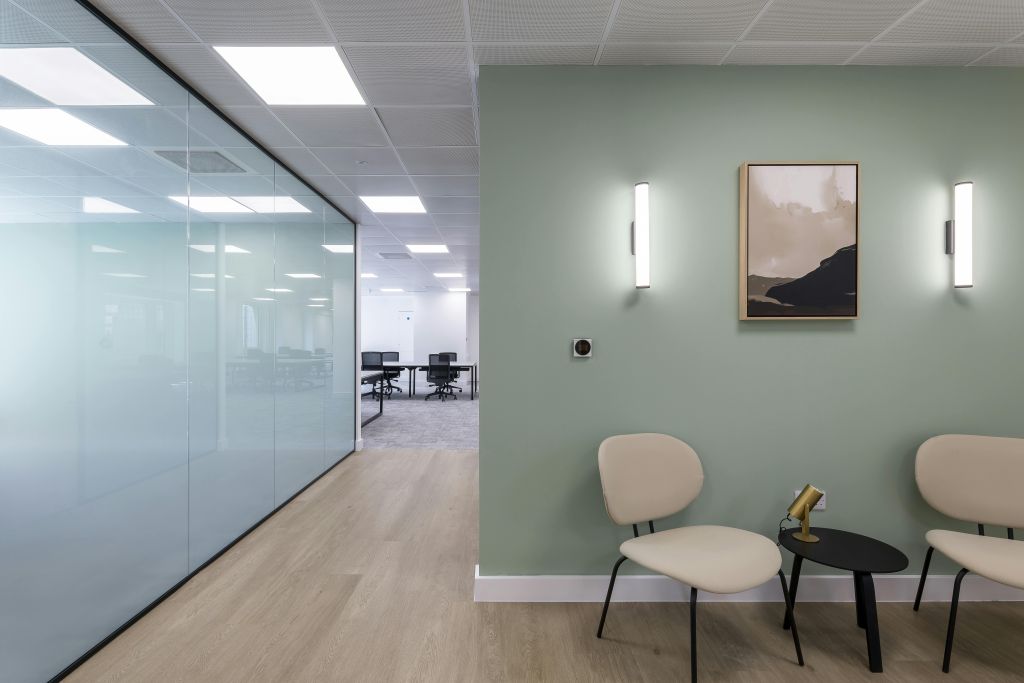 Property photo 2 of 14 1st Floor - 1Gy Welcome Area