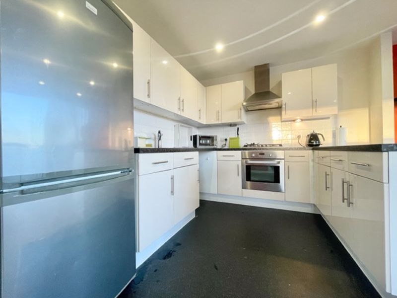 Property photo 3 of 11 Photo 11