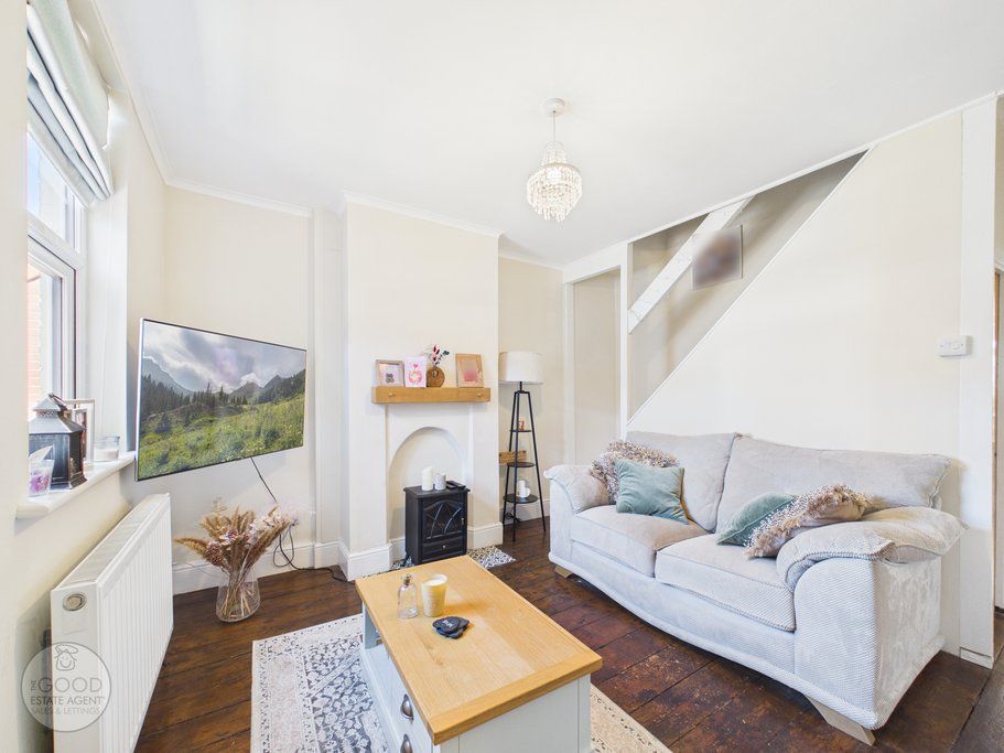 Property photo 2 of 11