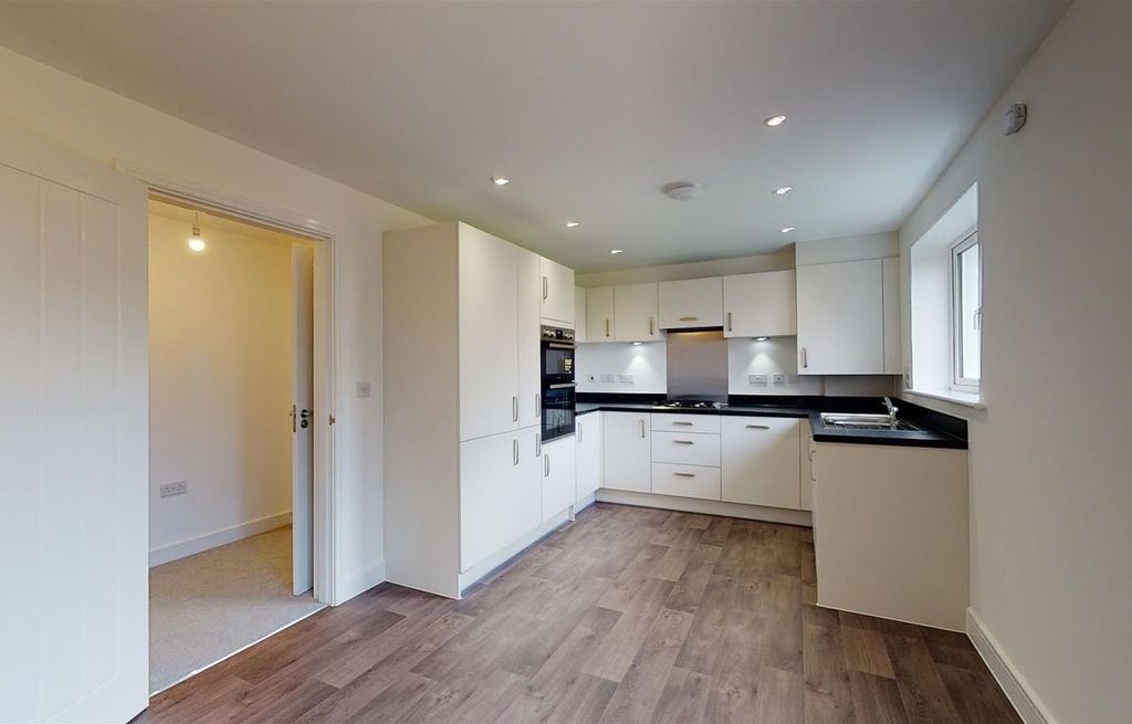 Property photo 2 of 14 Picture 2