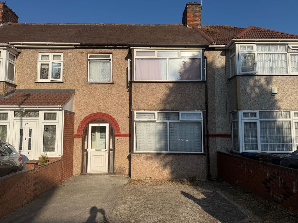 Property photo 1 of 5