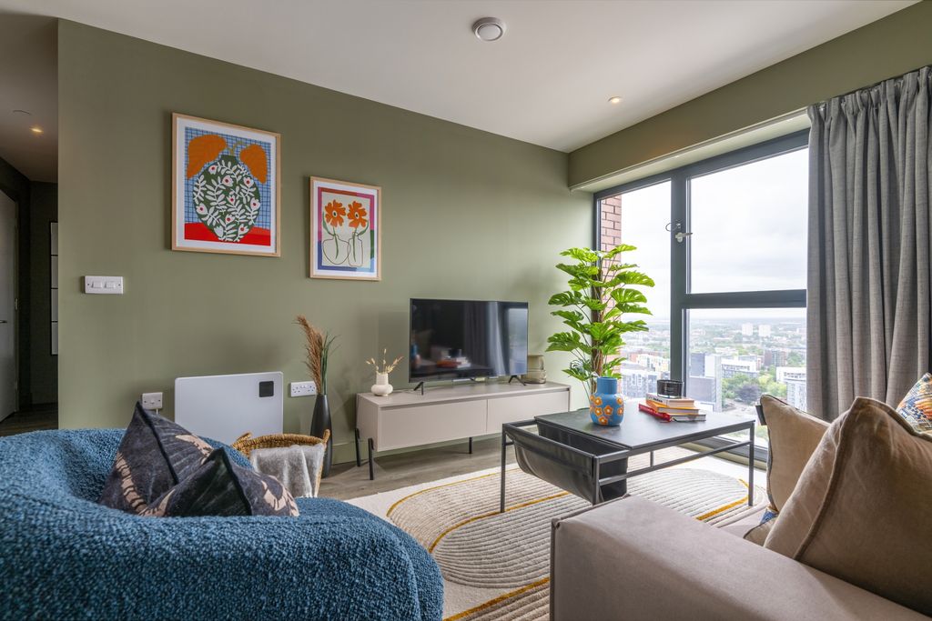 Property photo 3 of 26 Photo 23