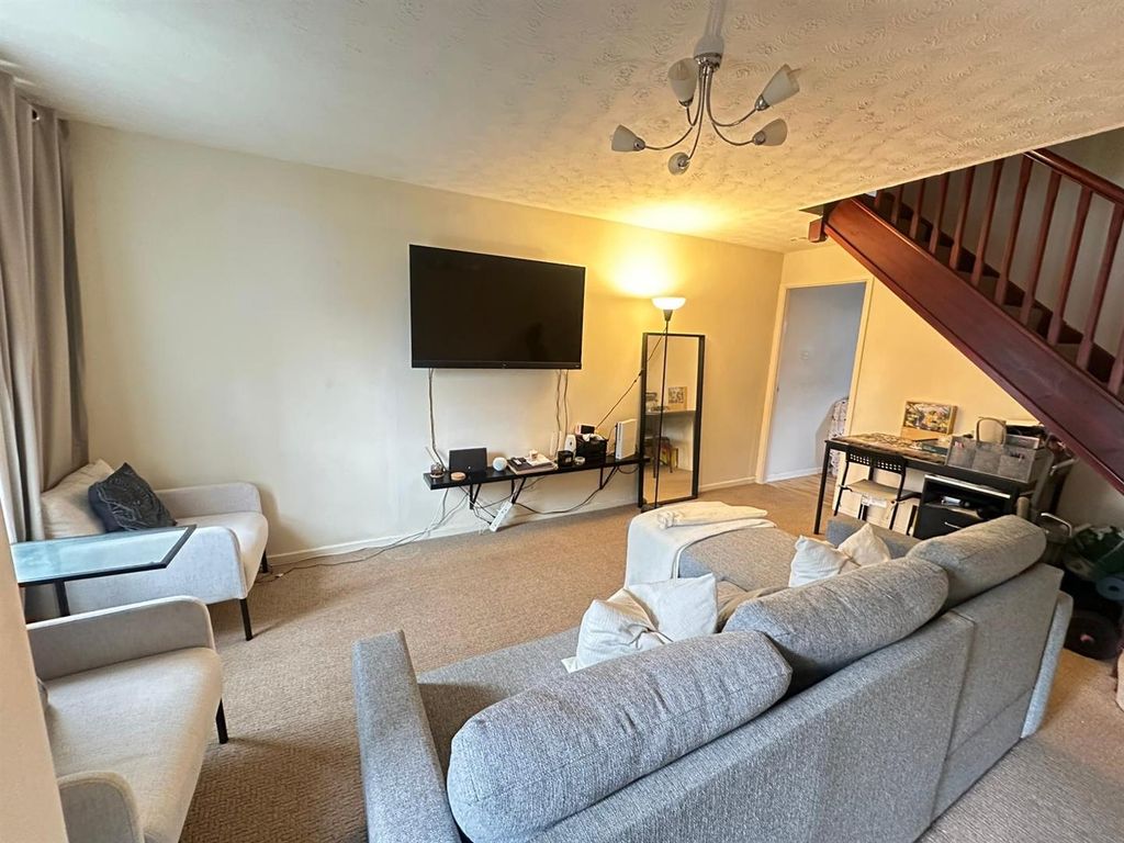 Property photo 2 of 8 38 Wolfsbane -2.Jpg