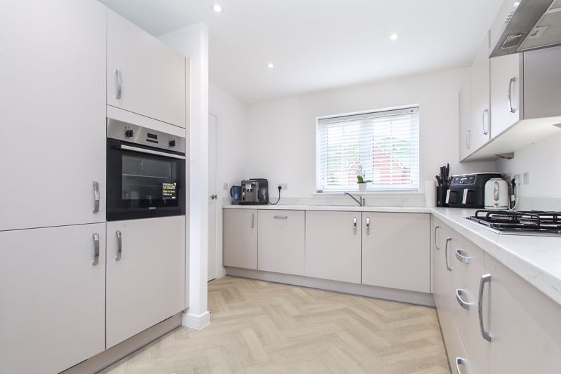 Property photo 3 of 20 Kitchen/Diner