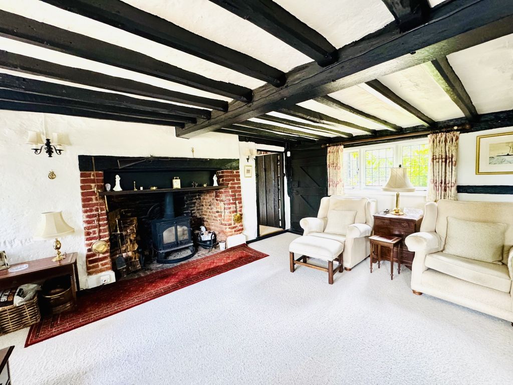 Property photo 3 of 13