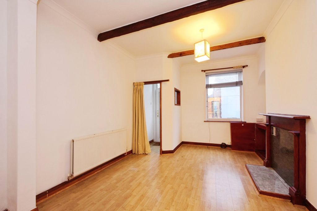 Property photo 3 of 14 Pnmb0099