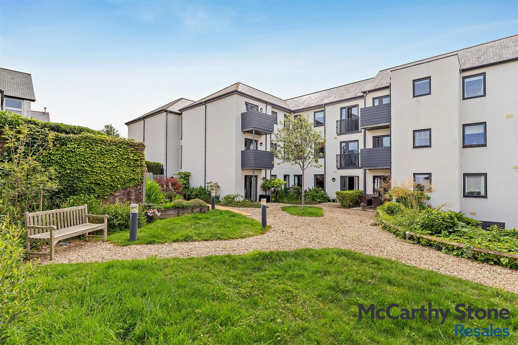 Property photo 1 of 13 Pen Morvah