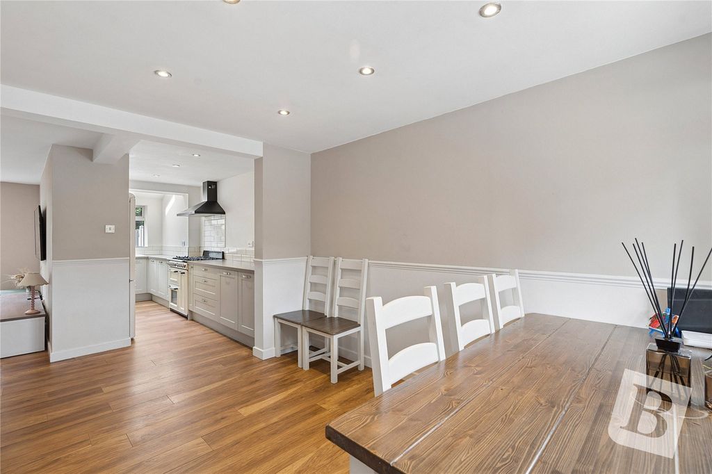 Property photo 2 of 15 Dining Area