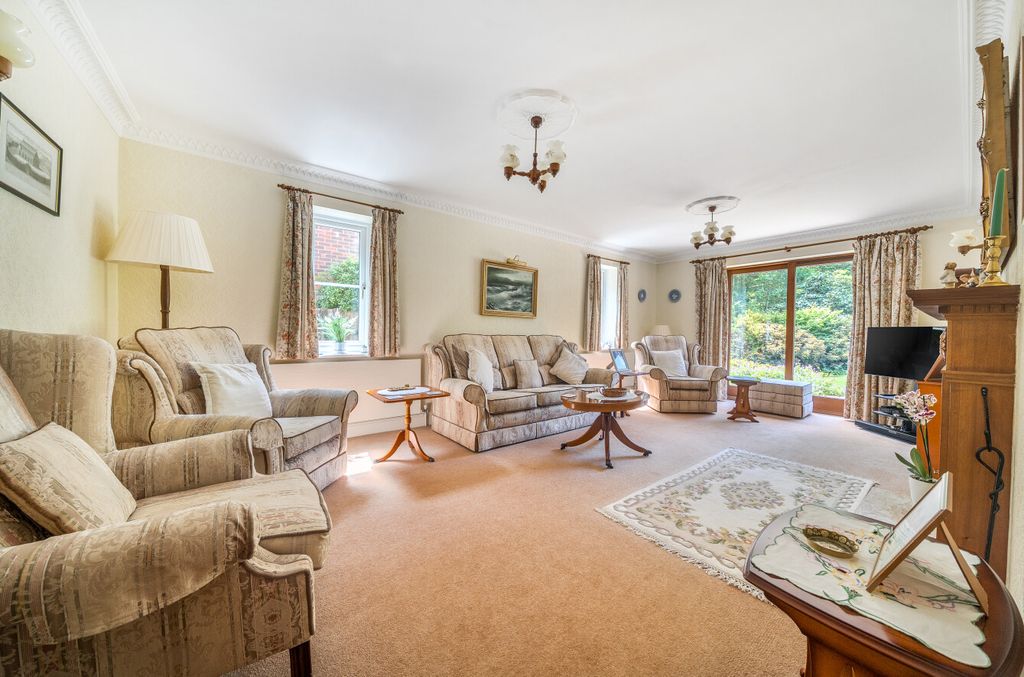 Property photo 3 of 17 1317362-23-686570...