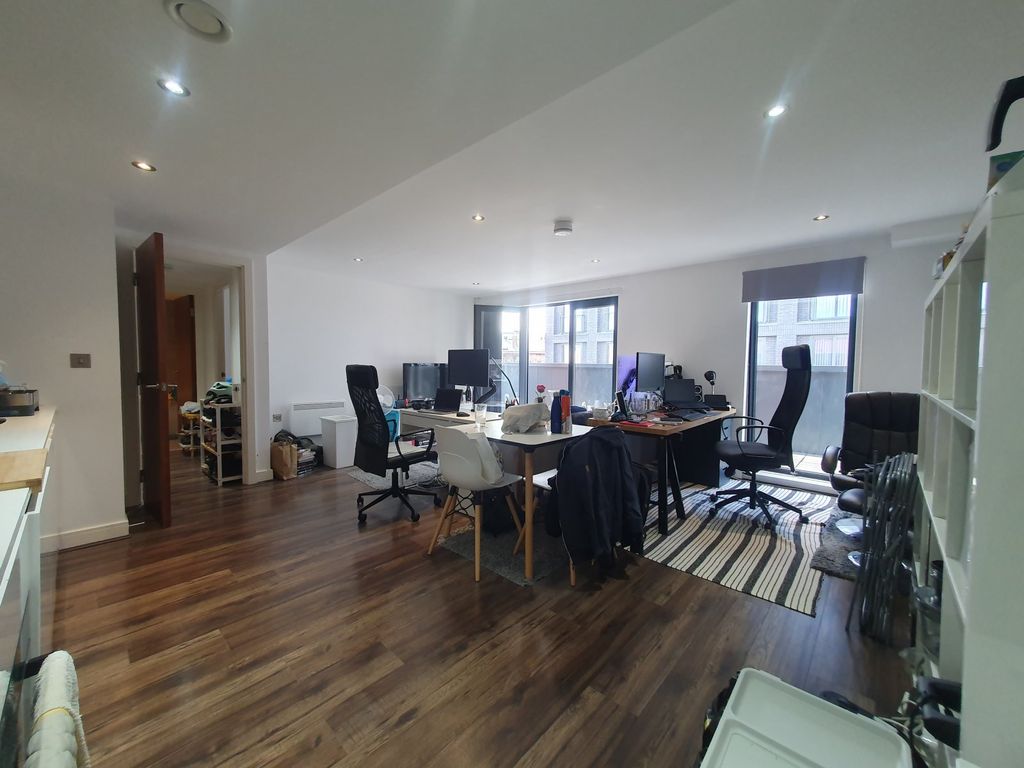 Property photo 2 of 8 Picture No. 06
