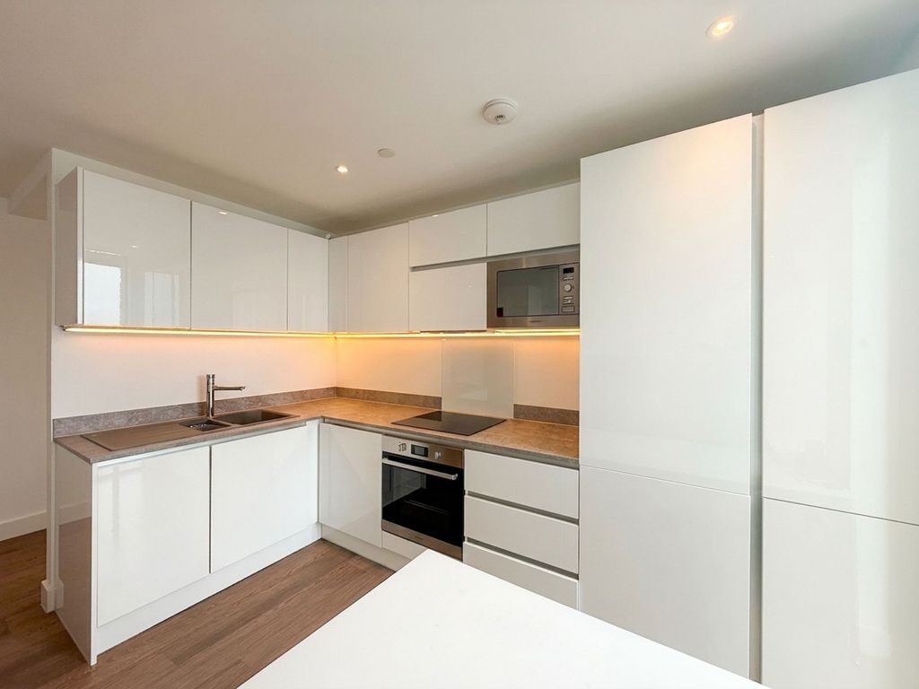 Property photo 2 of 15 Kitchen