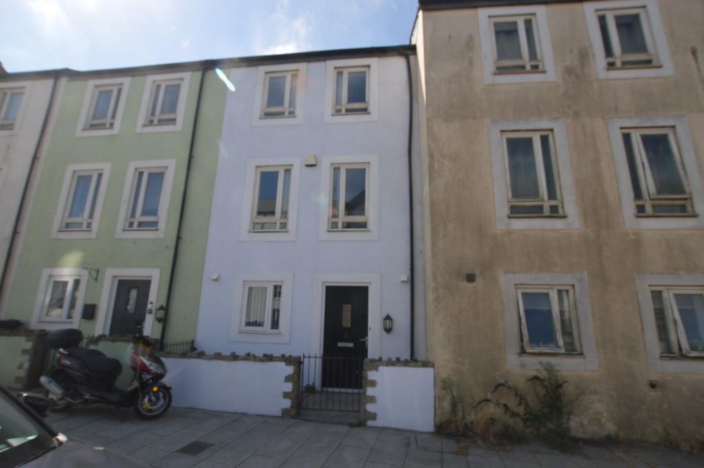 Property photo 1 of 15 Dsc_0041 (Medium).Jpg