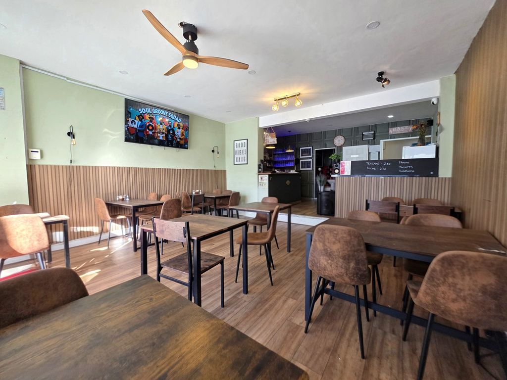 Property photo 3 of 4