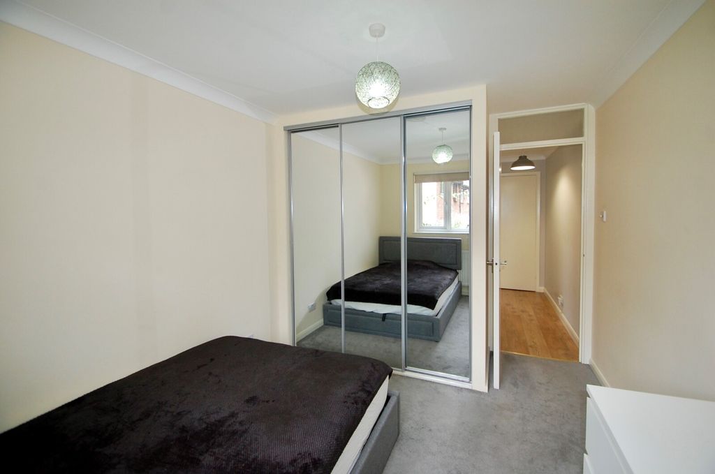 Property photo 3 of 9 Picture No. 06