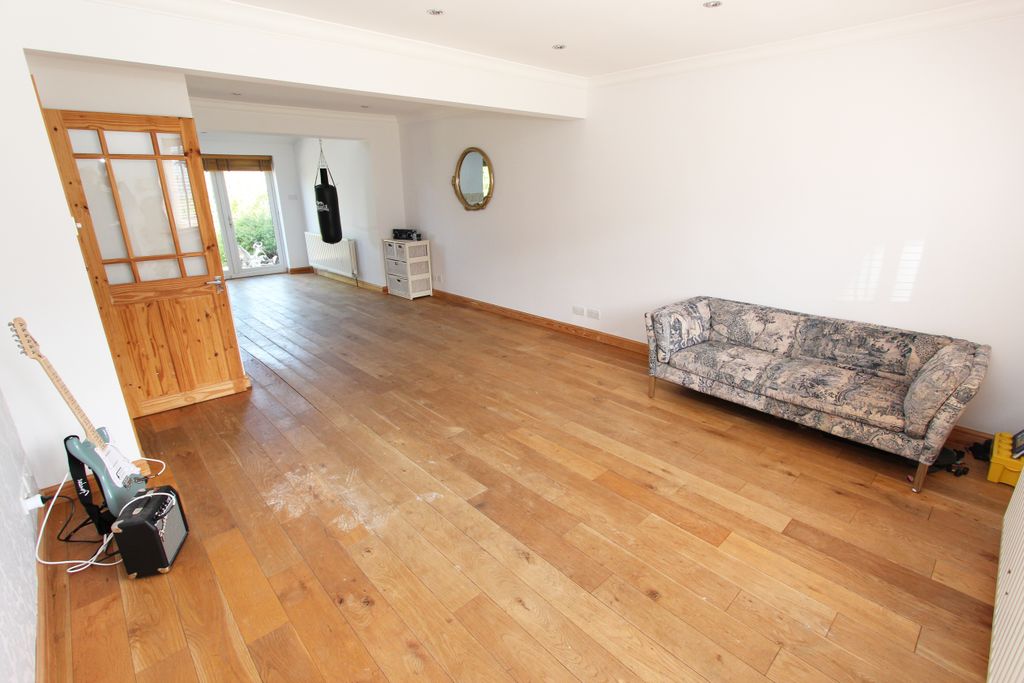 Property photo 3 of 22 Img_4209A