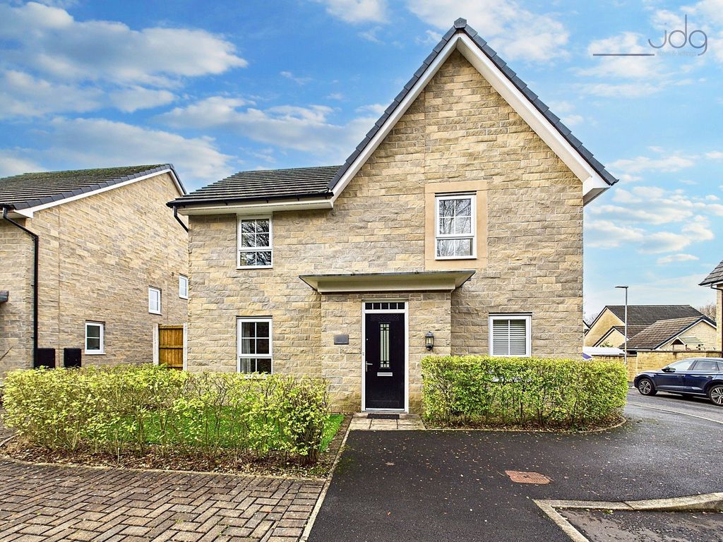 Property photo 1 of 16 Welcome To Dennison Close