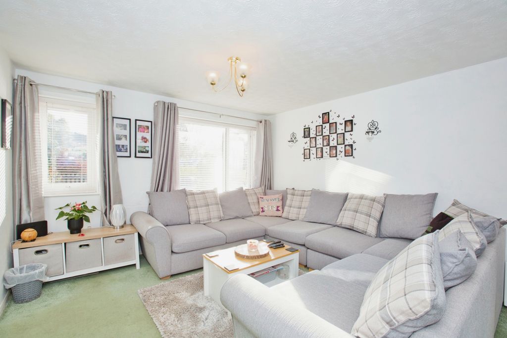 Property photo 3 of 17 Photography