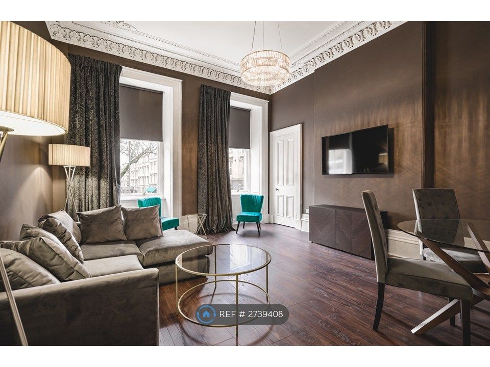 Property photo 2 of 14 Lounge