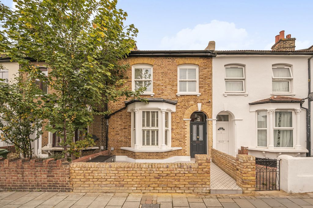 Property photo 1 of 13