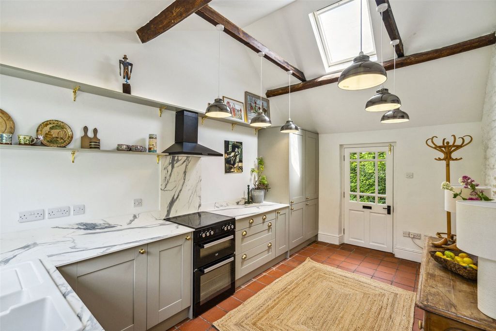 Property photo 3 of 13 Kitchen