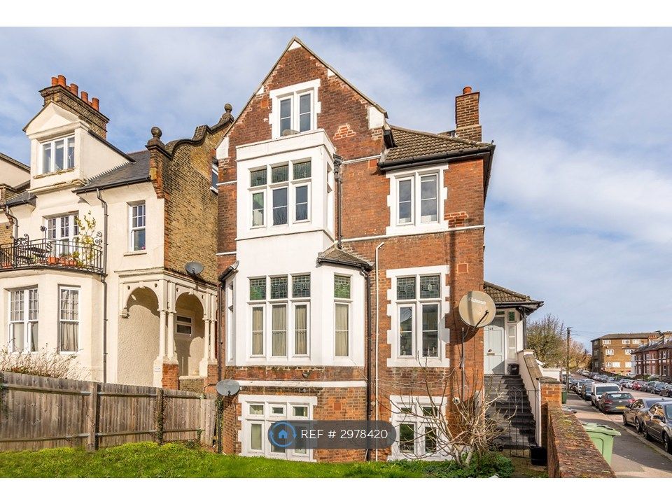 Property photo 1 of 8
