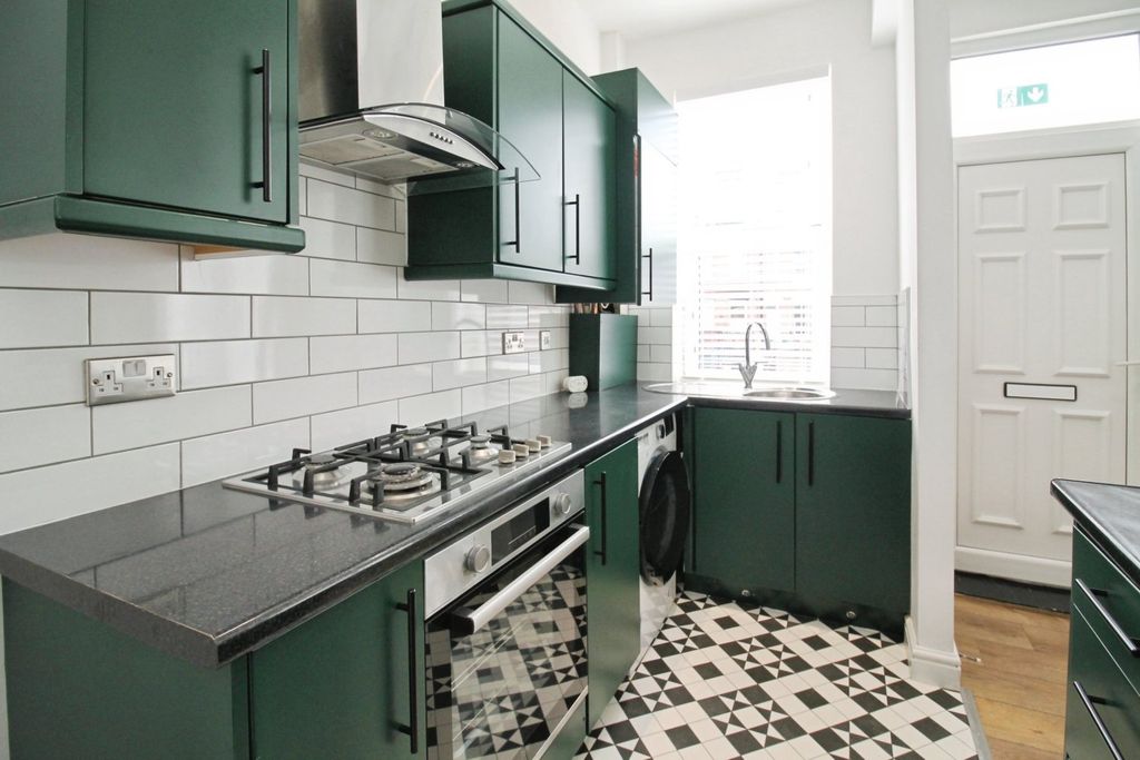 Property photo 1 of 16 Picture No. 04