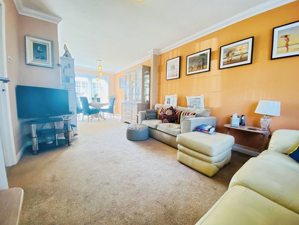 Property photo 2 of 12 Pbox-Img.Jpg