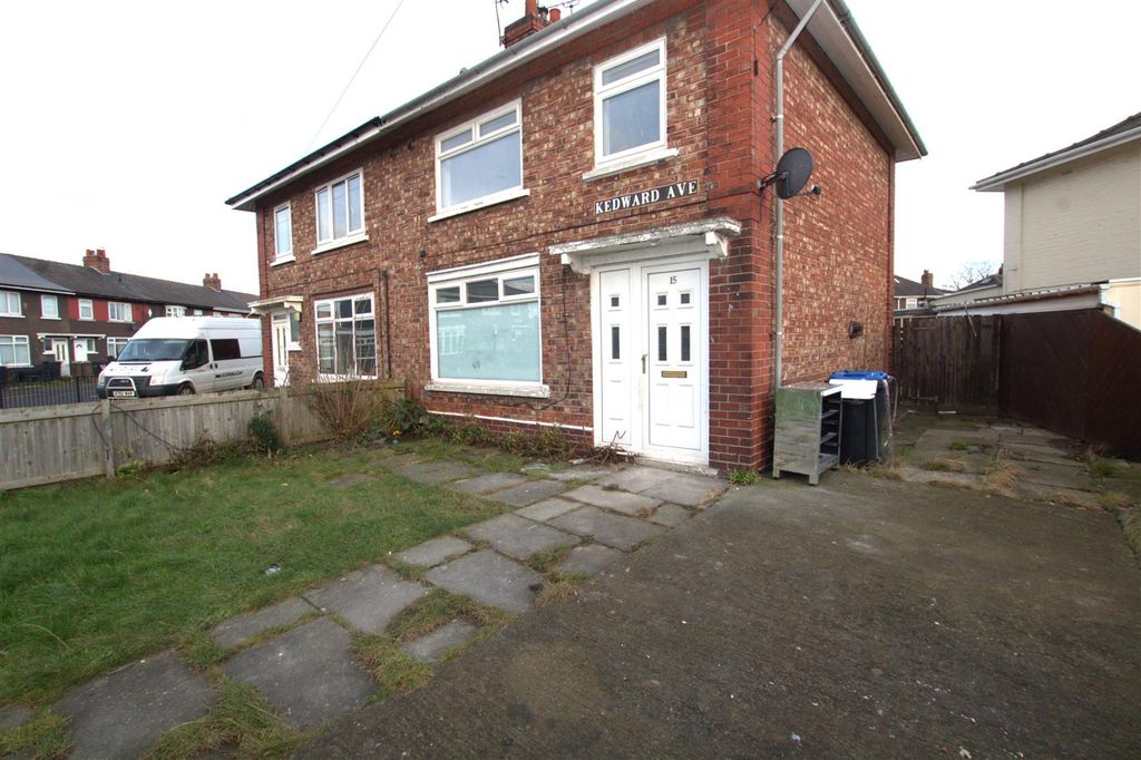 Property photo 1 of 9 External .Jpg