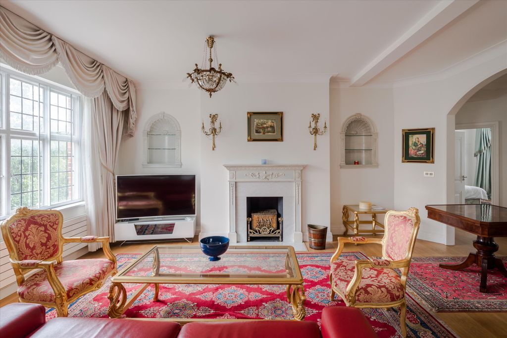 Property photo 1 of 13 Image