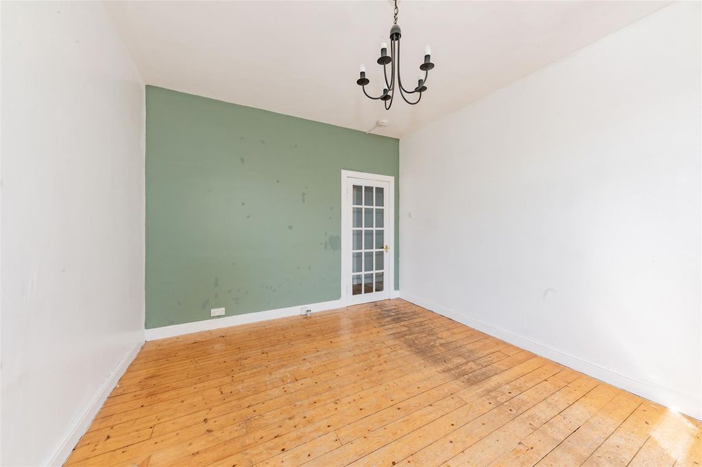 Property photo 2 of 10 Gl 39 Scott Street Dundee-5.Jpg