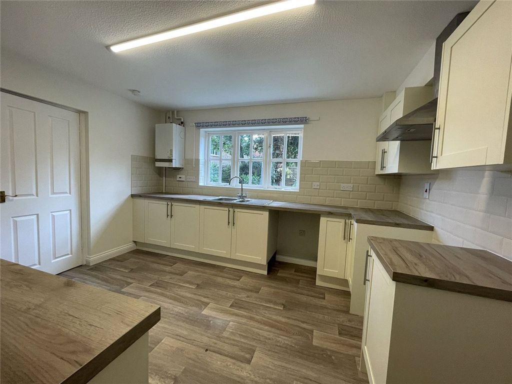 Property photo 2 of 14 Picture No. 03