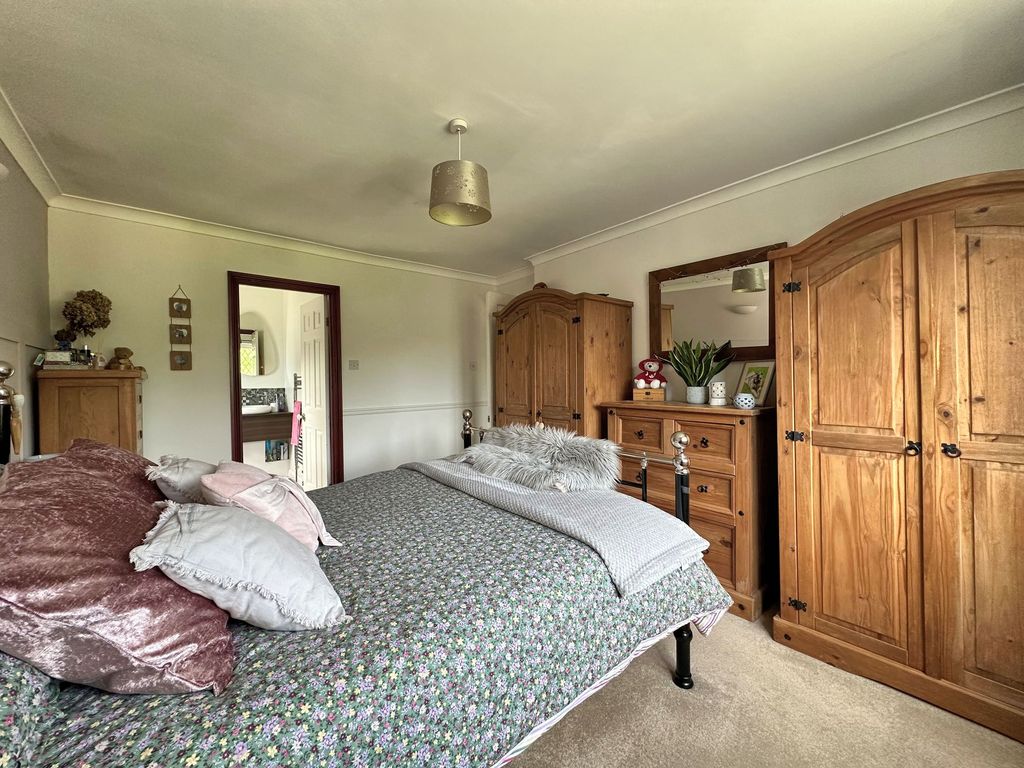 Additional image 10 of 4 bed detached house for saleOld Well Gardens, Penryn TR10
