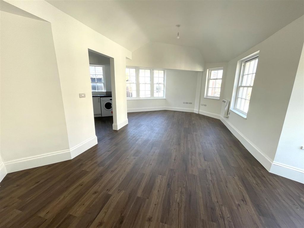 Property photo 3 of 13 Reception.Jpeg