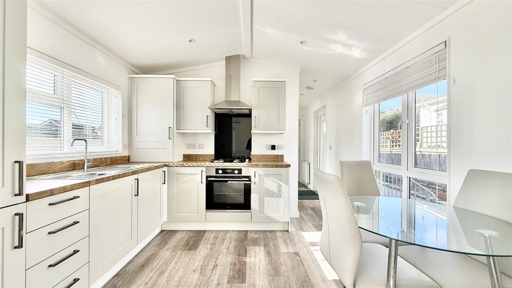 Property photo 3 of 12 Img_3664.Jpg