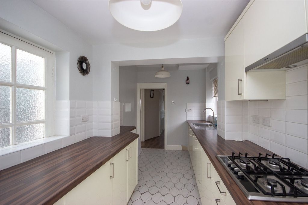 Property photo 3 of 18 Picture No. 09