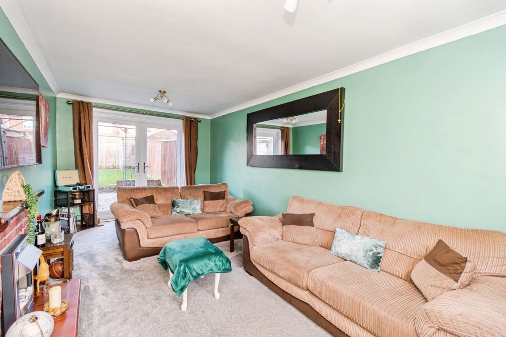 Property photo 2 of 17 Pbox-Img.Jpg