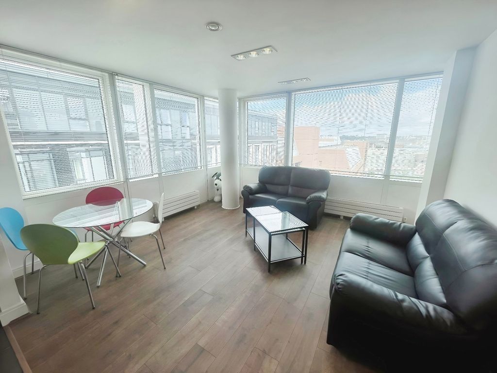 Property photo 2 of 10 Picture No. 01