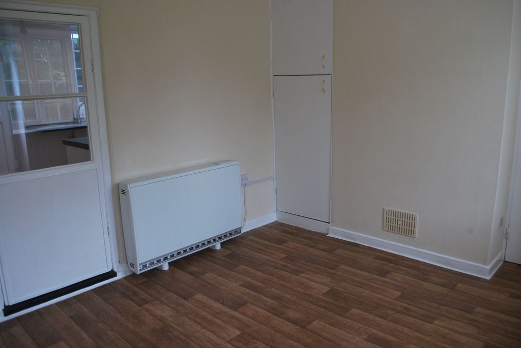 Property photo 3 of 8 Reception Room