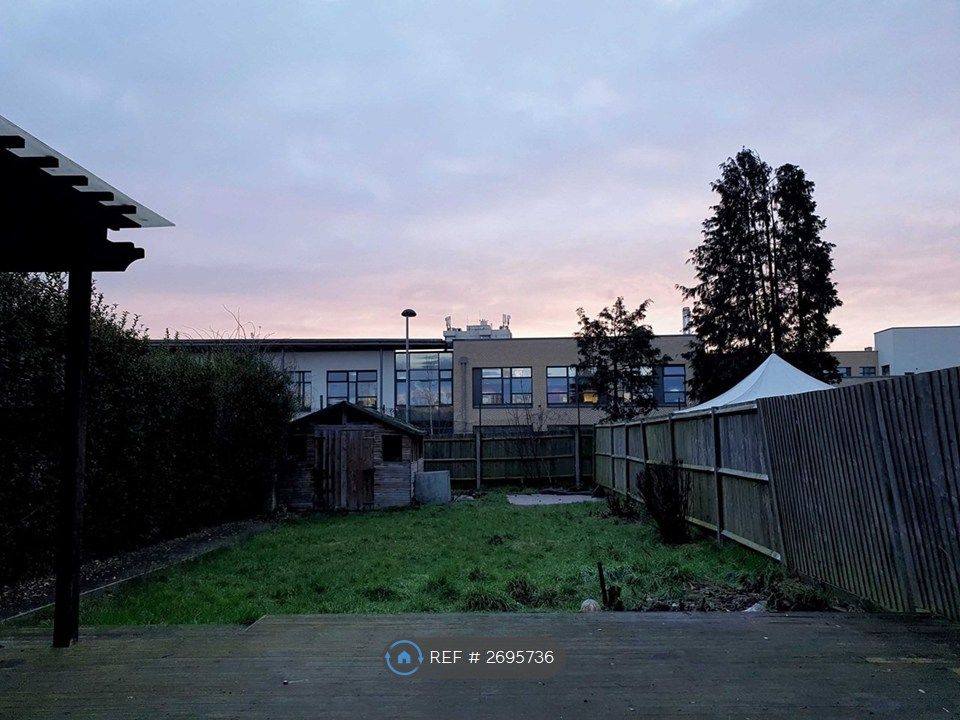 Property photo 1 of 19