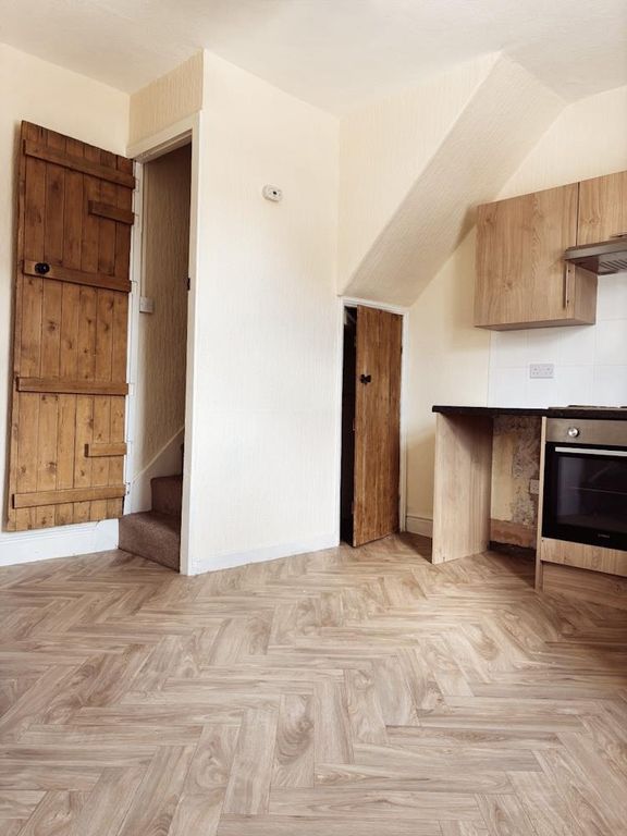 Property photo 2 of 9 Reception Room/Kitchen