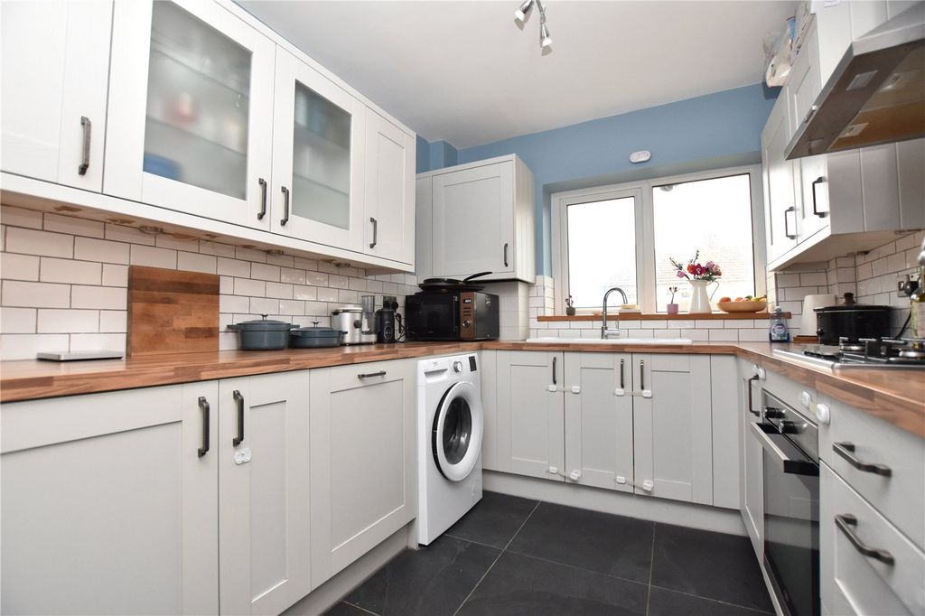 Property photo 2 of 23 Picture No. 22