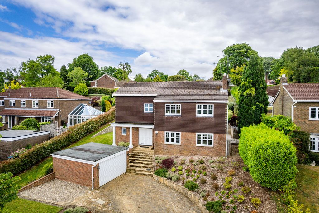 Property photo 1 of 20