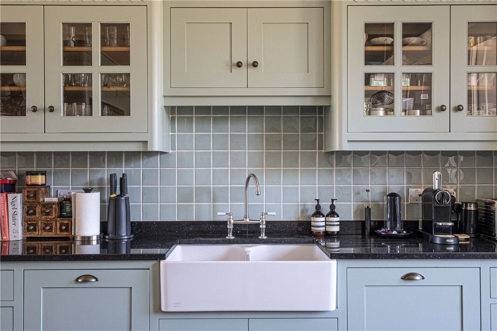 Property photo 2 of 23 Picture No. 03